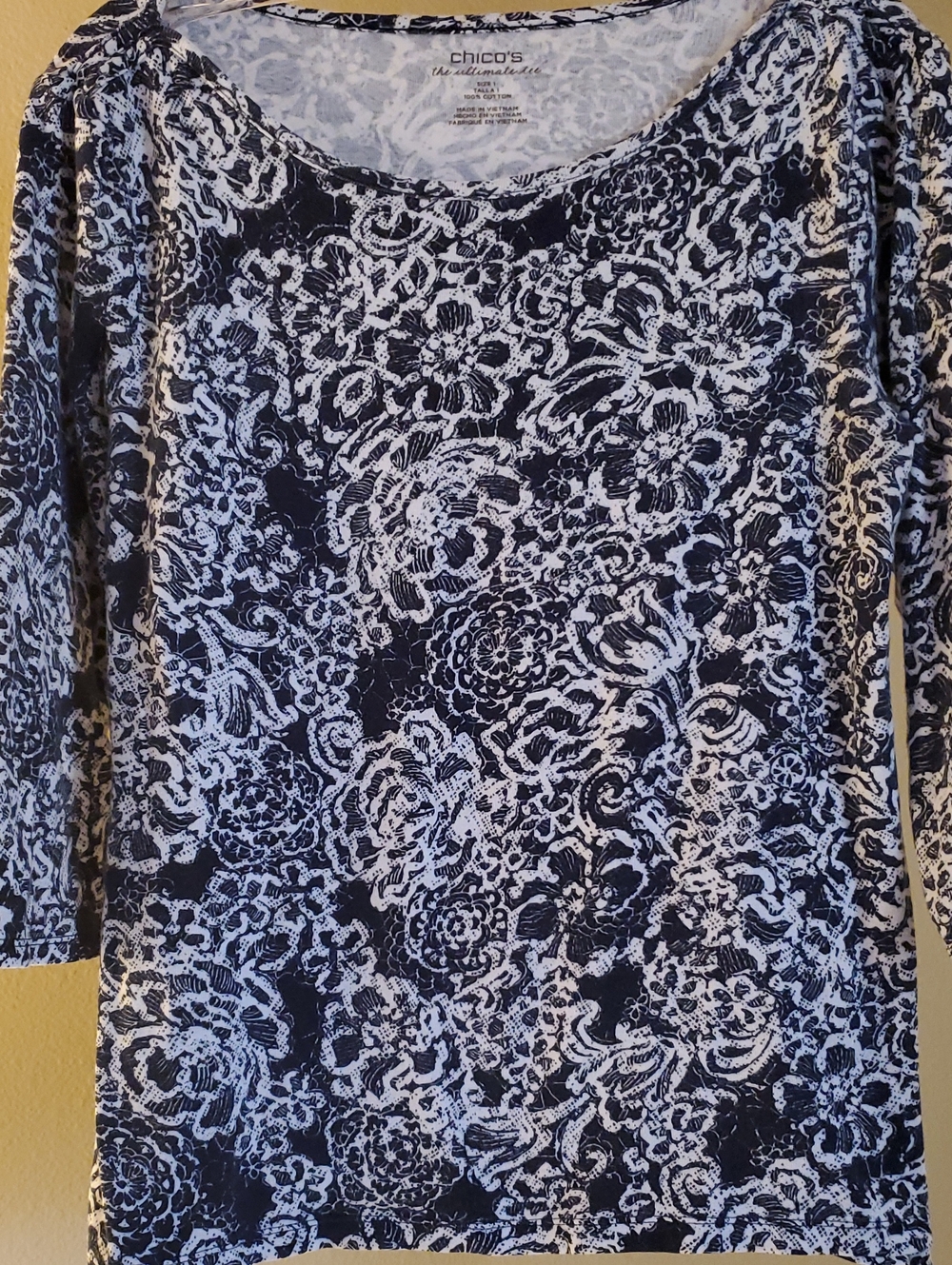 Chico's Navy and White Floral Scoop Neck Long Sleeve Top Sz Med